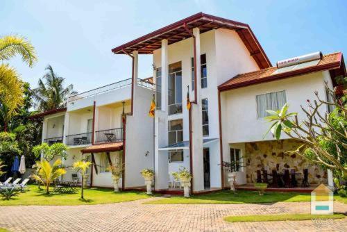 Rainbow Lagoon Resort Негомбо Екстериор снимка